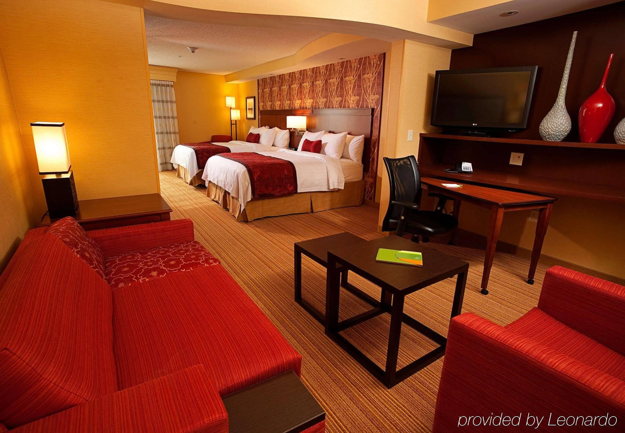 Courtyard Milwaukee Airport Hotell Eksteriør bilde